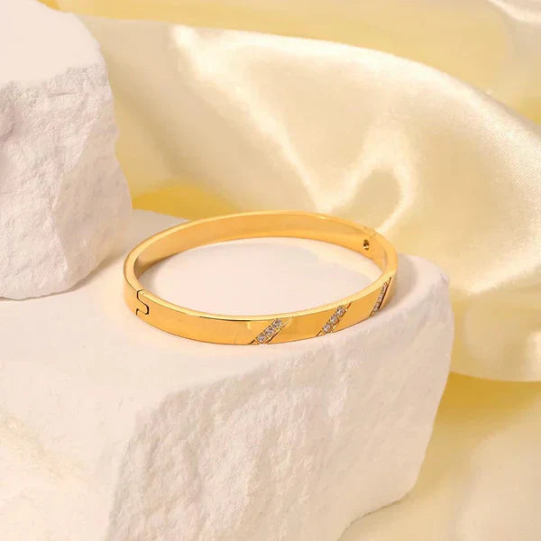 White Zircon Line Gold Stainless Steel Bangle – Elegant Luxury Bracelet for Women