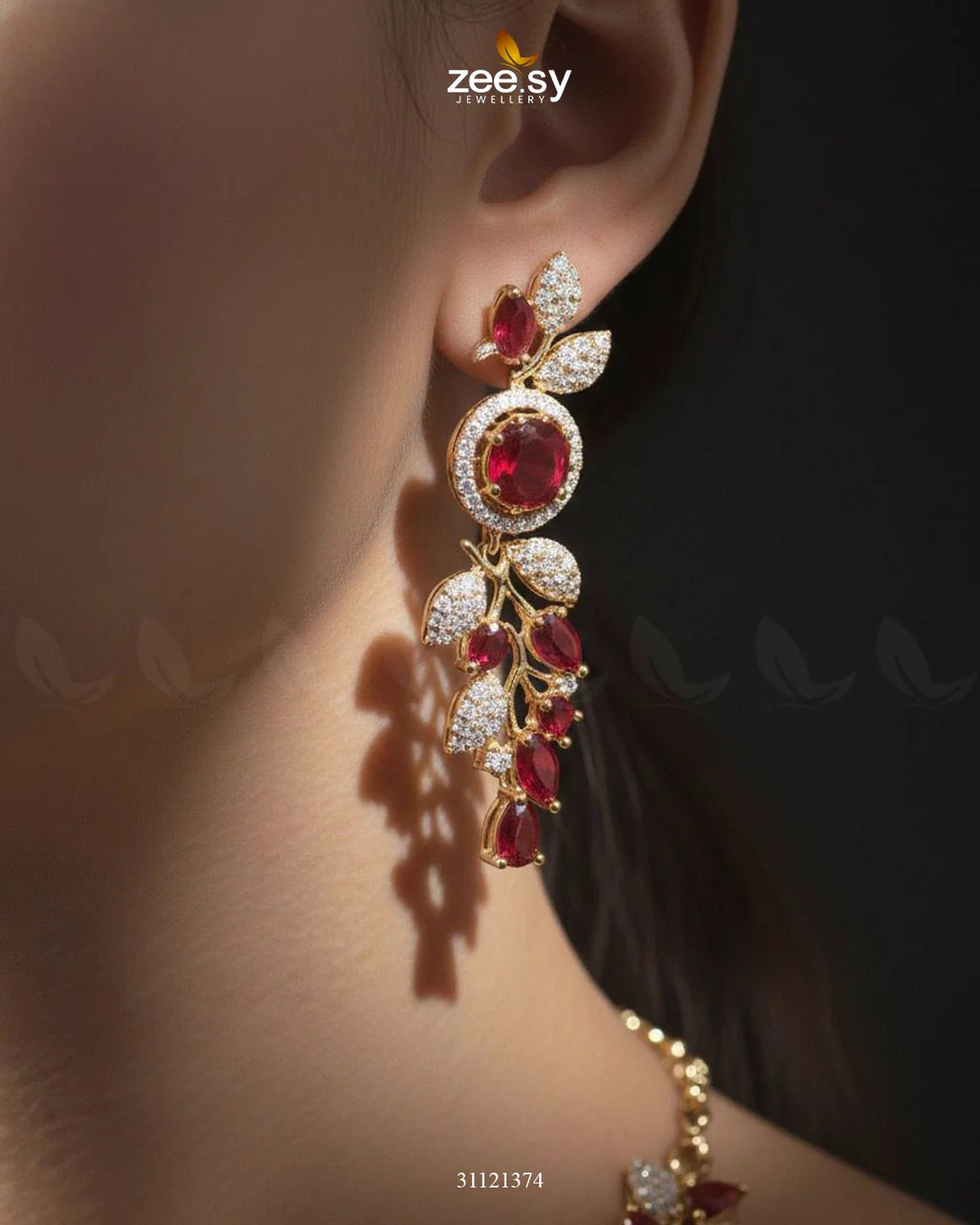 Exquisite Floral Necklace Set