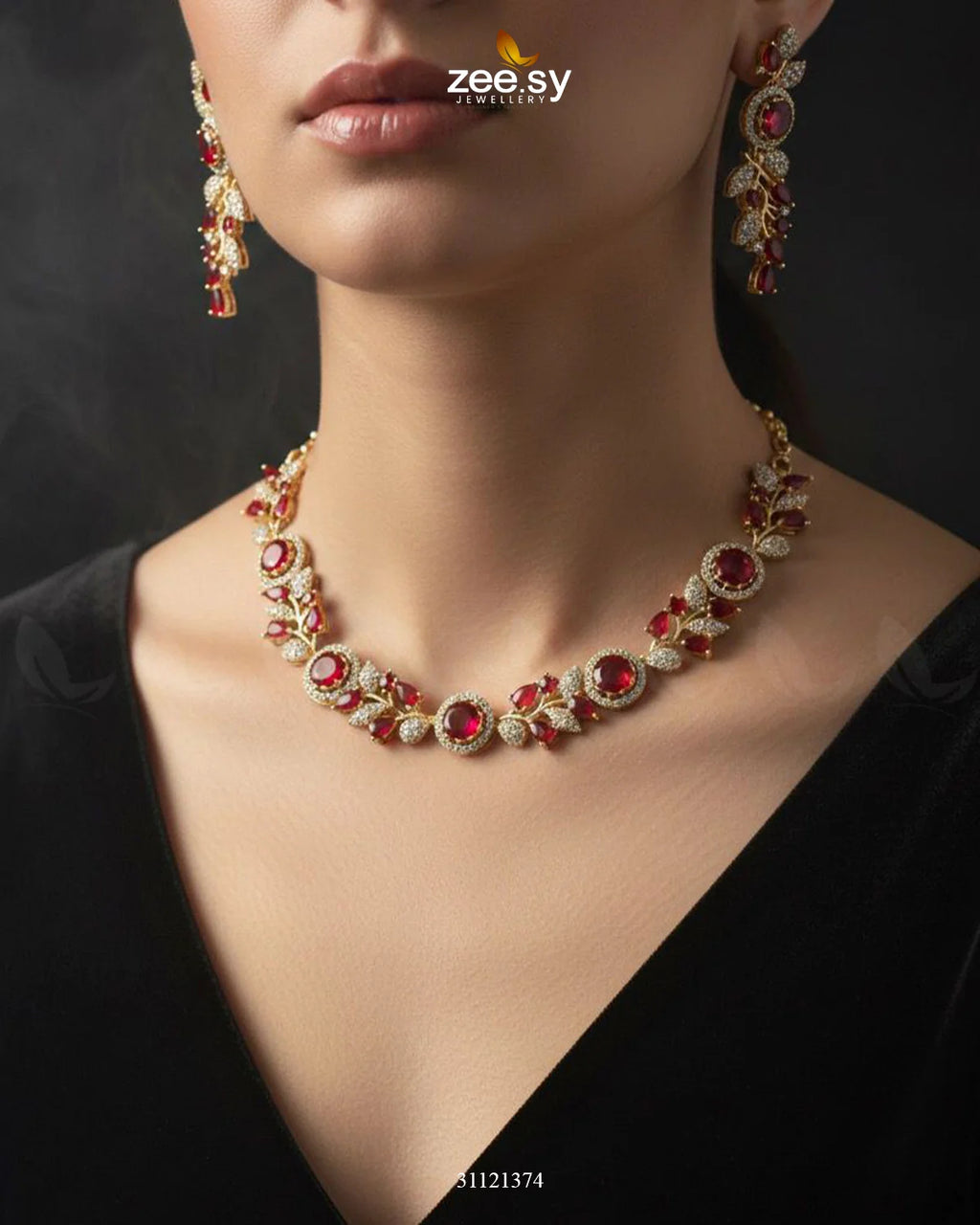 Exquisite Floral Necklace Set