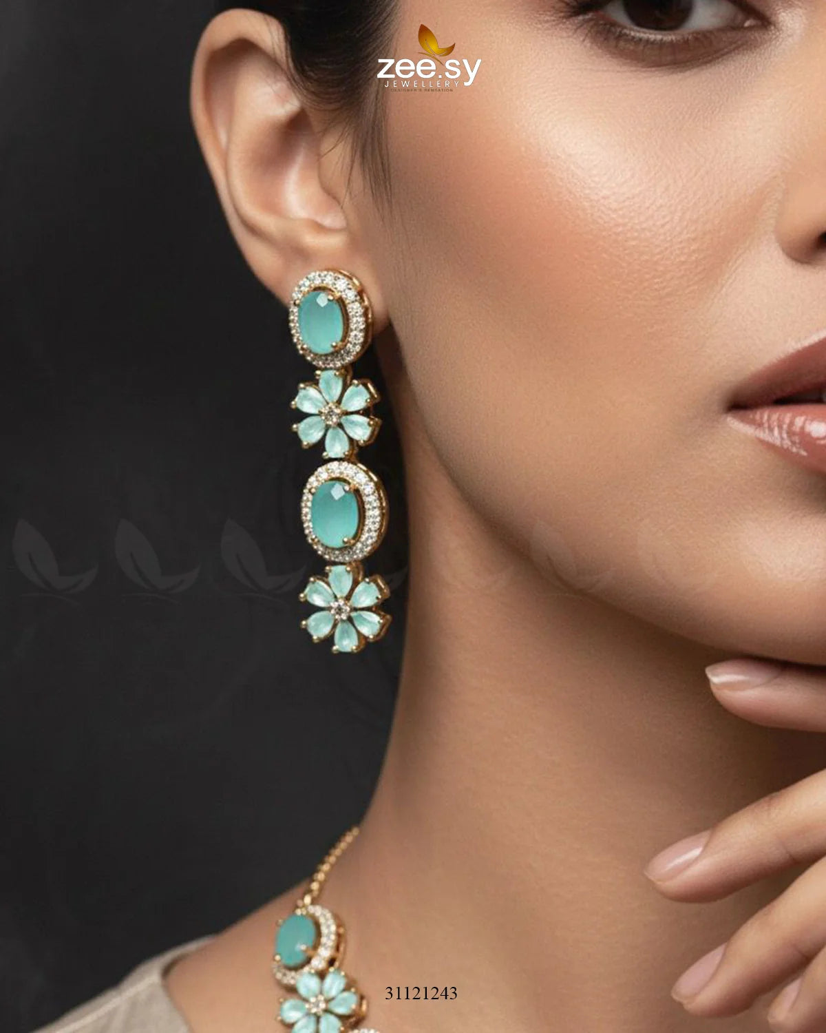 Regal Diamond Flower Necklace Set